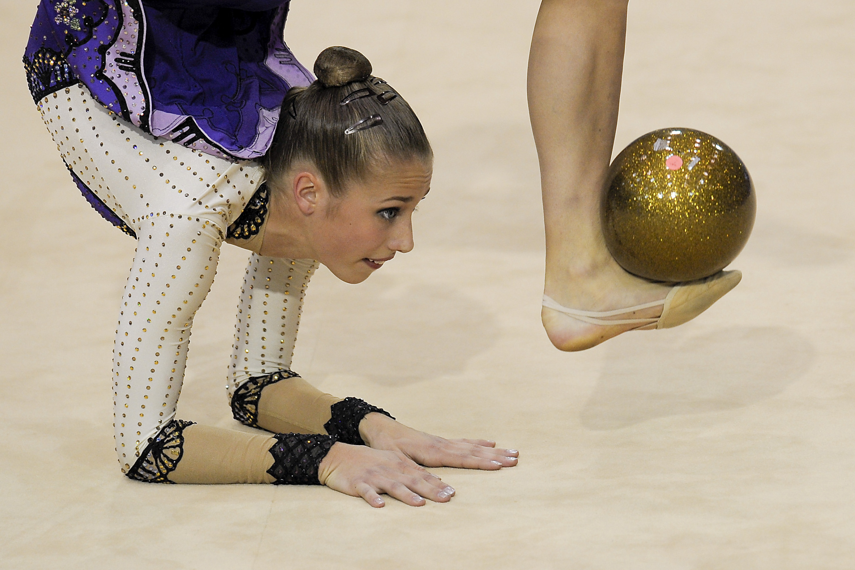 GUADALAJARA, MEXICO - OCTOBER 15:   Shelby Kisiel from the USA performs during the Rhythmic Gymnastics  in XVI Pan-American Games Guadalajara 2011, on October 15, 2011 in Guadalajara, Mexico. (Photo by Buda Mendes/LatinContent via Getty Images)
