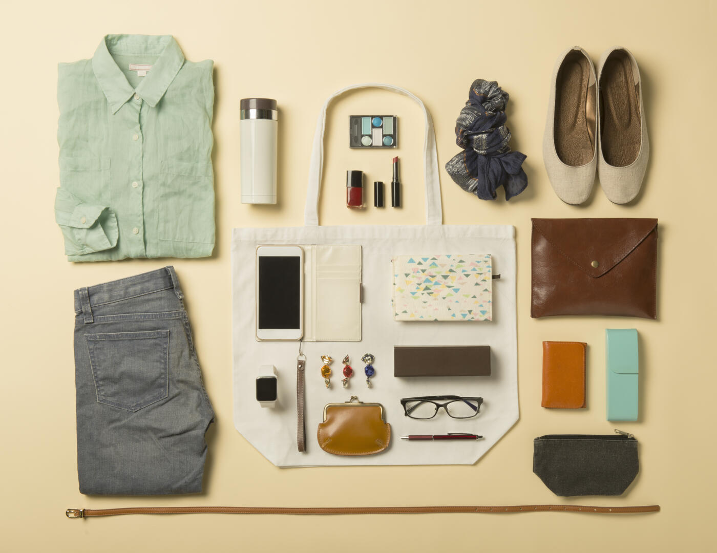 Items include:Smart Watch (wearable terminal), smartphone