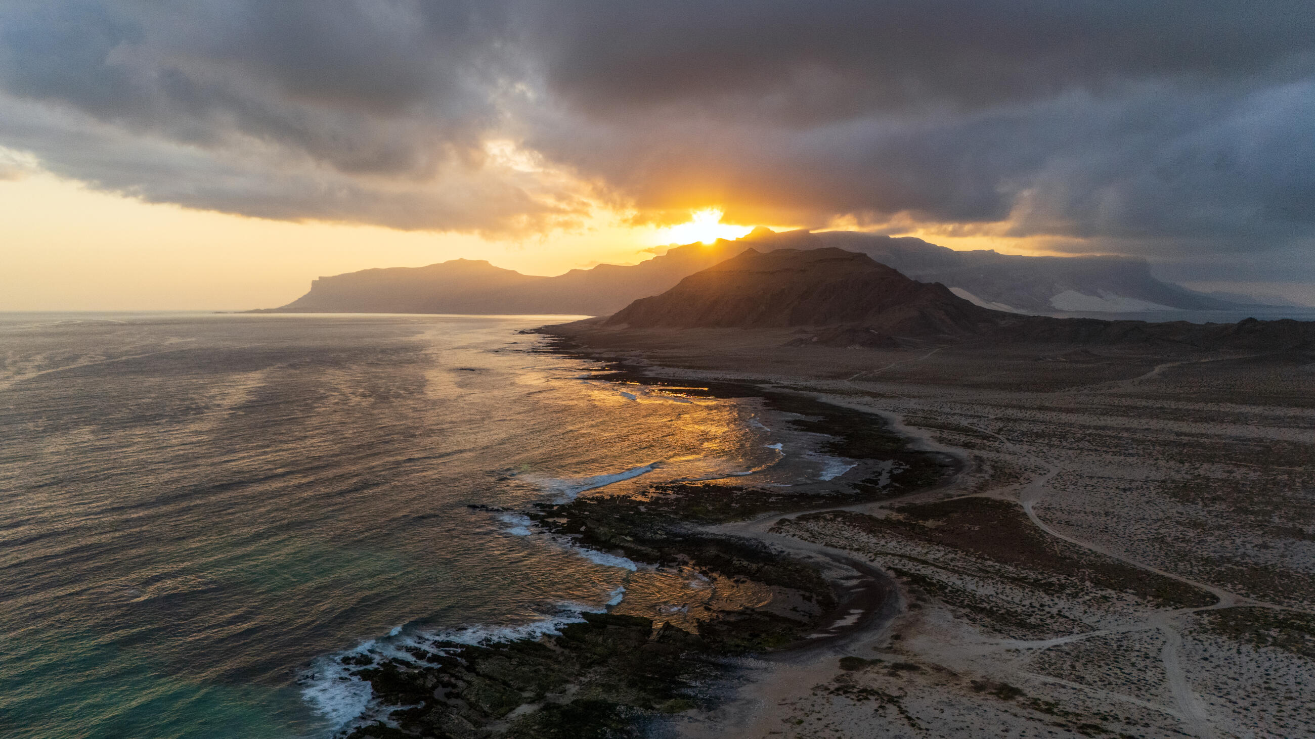 Socotra, 'Galapagos Of The Indian Ocean,' A Singular And Fragile Ecosystem