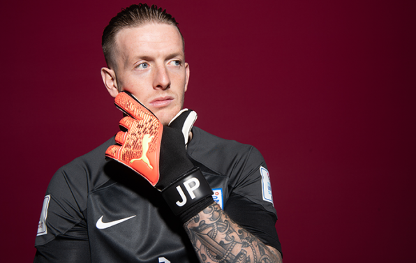 1441996775, Mike Hewitt